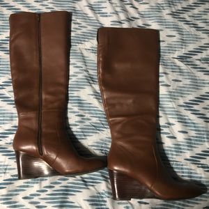 Brown boots, Knee high in Great condition. I Have only worn them about 3 times.